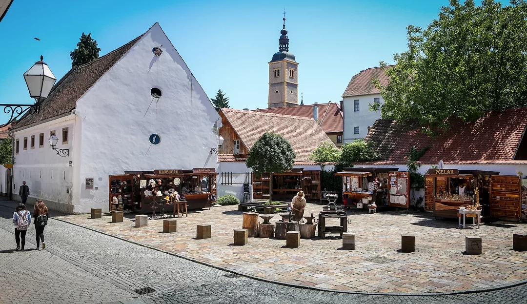 Trg tradicijskih obrta